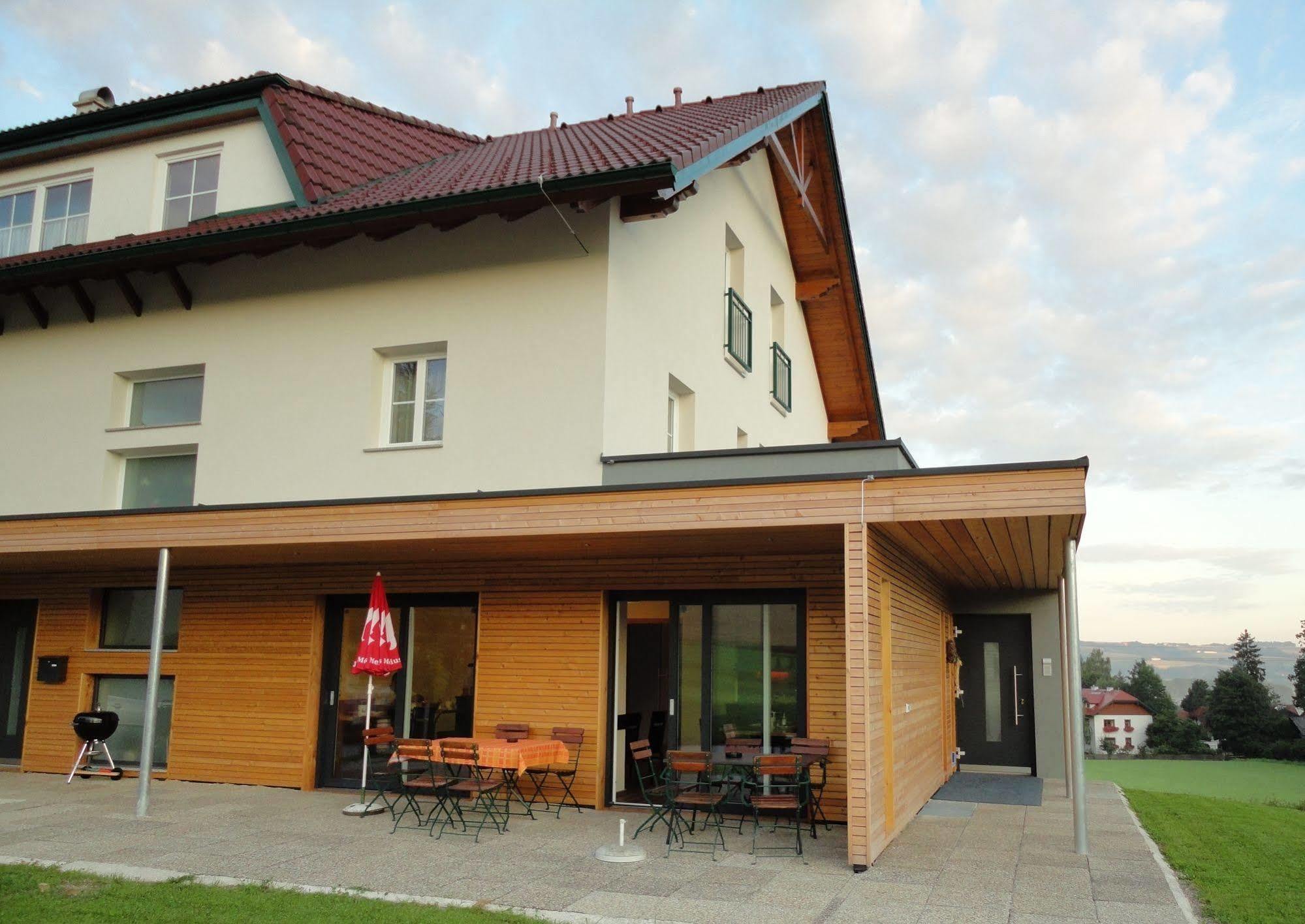 Pension Jageredt Nussbach Exterior foto